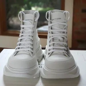 Alexander McQueen | Shoes | Alexander Mcqueen Tread Slick  display picture 2